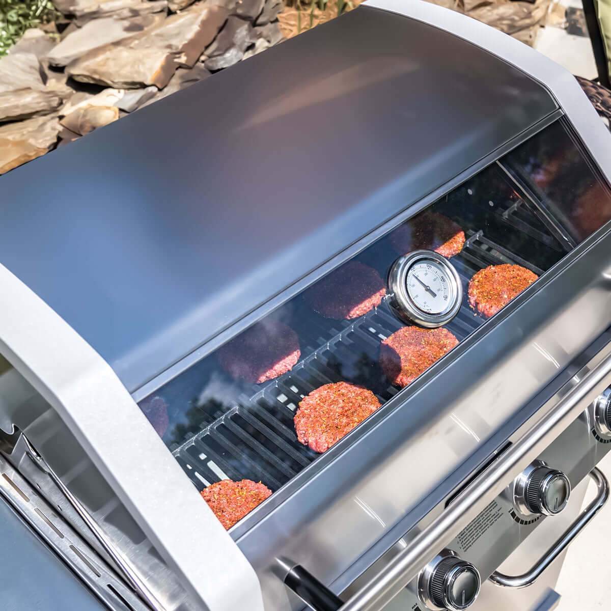 Monument Grills 35633 4-Burner Stainless Propane Gas Grill with ClearView Lid view 7