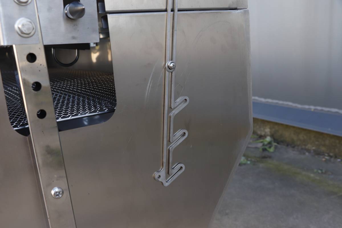 Vita Forno VesperoLuce Elite Argentine Grill with Side Brasero view 6
