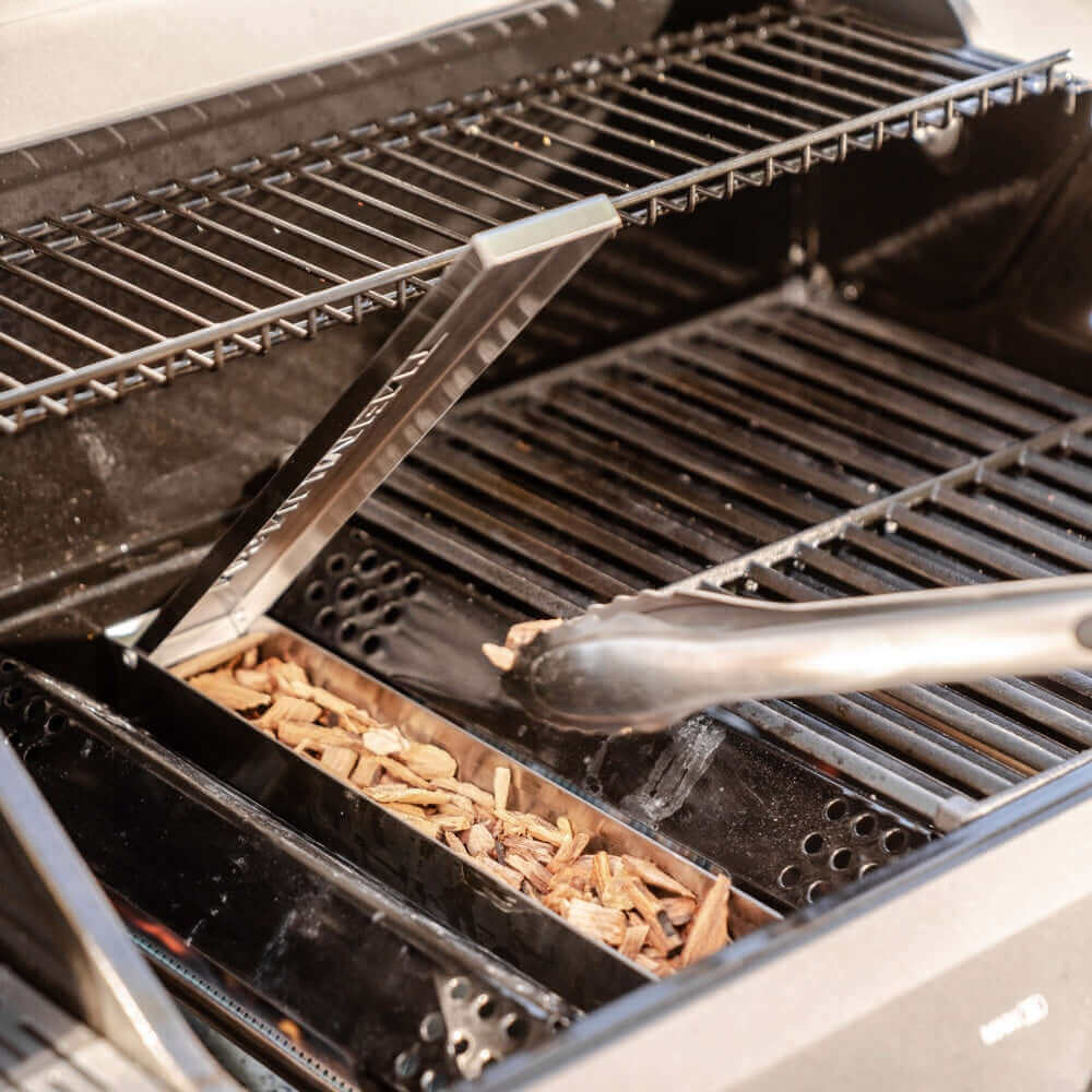 Monument Grills Mesa 220 2-Burner Black Foldable Propane Gas Grill view 5