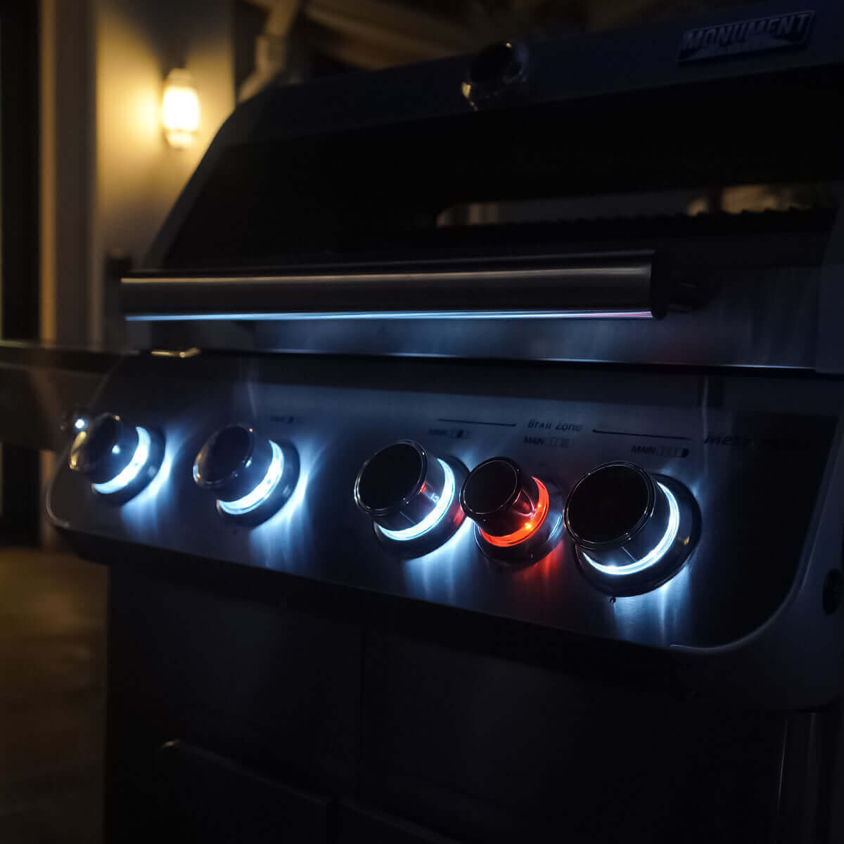 Monument Grills Mesa 415BZNG 4-Burner Stainless Natural Gas Grill with Broil Zone view 6