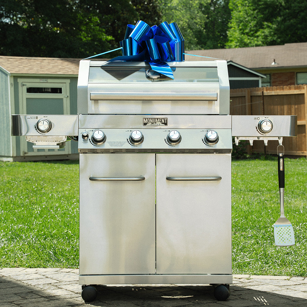 Monument Grills 35633 4-Burner Stainless Propane Gas Grill with ClearView Lid view 2
